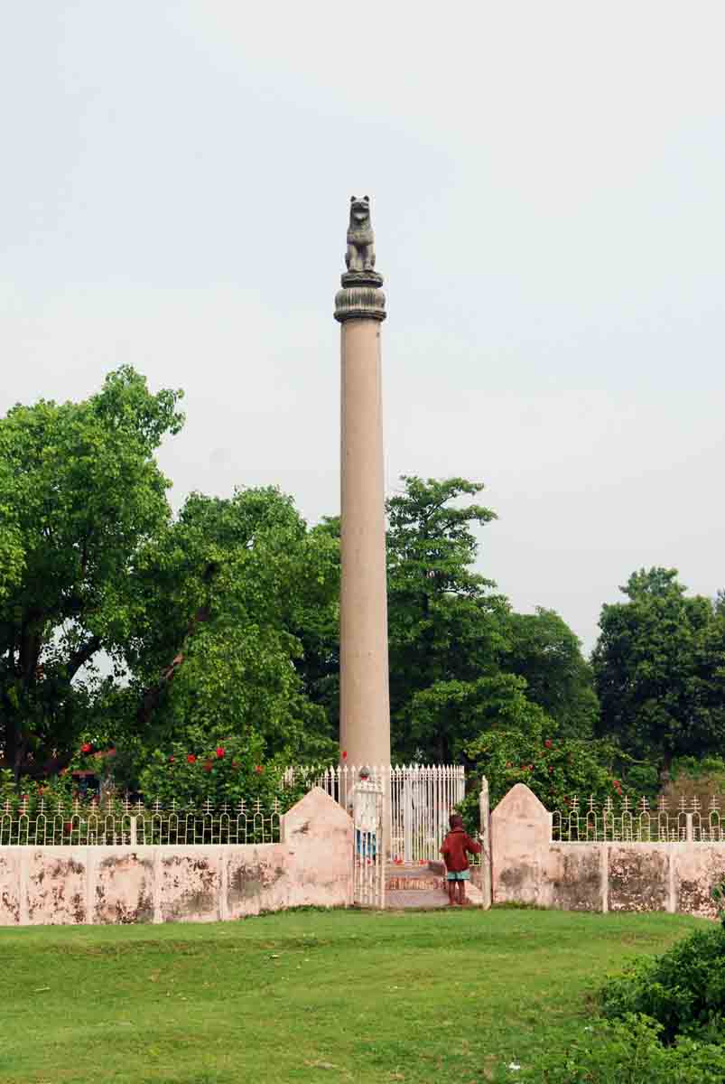 Lauriya Nandangarh near Valmiki Tiger Reserve
